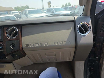 2008 Ford Super Duty F-350 Lariat Crew Cab Medium Bed - miniatura 19