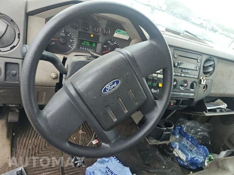 2008 Ford Super Duty F-350 XL Crew Cab Long Bed - miniatura 10