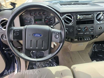 2008 Ford Super Duty F-350 XLT Crew Cab Long Bed - miniatura 10