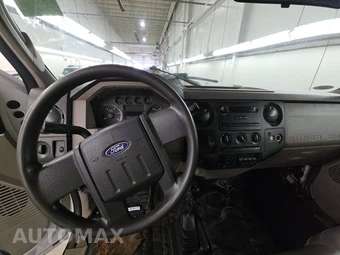 2008 Ford Super Duty F-450 Cab Chassis XL Extended Cab w/Rear Doors DRW - miniatura 11