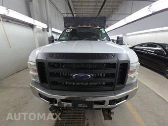 2008 Ford Super Duty F-450 Cab Chassis XL Extended Cab w/Rear Doors DRW - miniatura 2