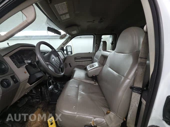 2008 Ford Super Duty F-450 Cab Chassis XL Extended Cab w/Rear Doors DRW - miniatura 7