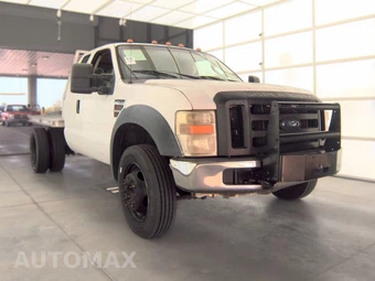 2008 Ford Super Duty F-450 Cab Chassis XL Extended Cab w/Rear Doors DRW - miniatura 3