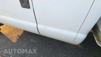 2008 Ford Super Duty F-450 Cab Chassis XL Extended Cab w/Rear Doors DRW - miniatura 41