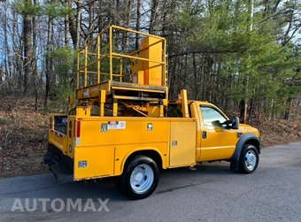 2008 Ford Super Duty F-450 Cab Chassis XL Regular Cab DRW - miniatura 11