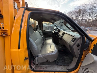 2008 Ford Super Duty F-450 Cab Chassis XL Regular Cab DRW - miniatura 16