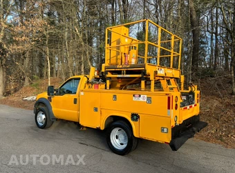 2008 Ford Super Duty F-450 Cab Chassis XL Regular Cab DRW - miniatura 3