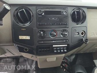 2008 Ford Super Duty F-450 Cab Chassis XL Regular Cab DRW - miniatura 11