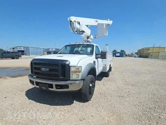 2008 Ford Super Duty F-450 Cab Chassis XL Regular Cab DRW