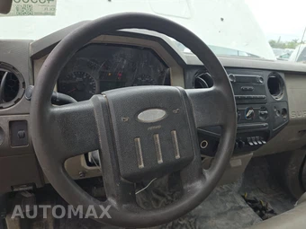 2008 Ford Super Duty F-450 Cab Chassis XLT Regular Cab DRW - miniatura 10