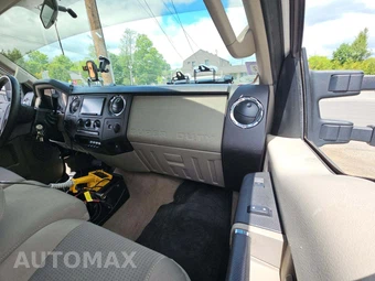 2008 Ford Super Duty F-450 Cab Chassis XLT Regular Cab DRW - miniatura 16