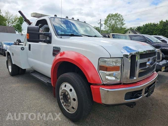 2008 Ford Super Duty F-450 Cab Chassis XLT Regular Cab DRW - miniatura 4