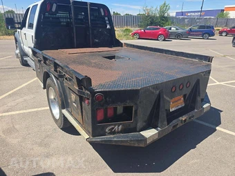 2008 Ford Super Duty F-550 Cab Chassis Lariat Crew Cab DRW - miniatura 2