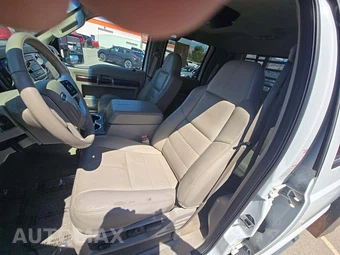 2008 Ford Super Duty F-550 Cab Chassis Lariat Crew Cab DRW - miniatura 6