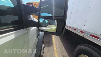 2008 Ford Super Duty F-550 Cab Chassis XL Crew Cab DRW - miniatura 13