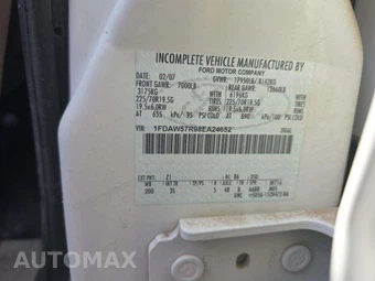 2008 Ford Super Duty F-550 Cab Chassis XL Crew Cab DRW - miniatura 2