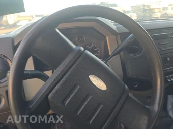 2008 Ford Super Duty F-550 Cab Chassis XL Regular Cab DRW - miniatura 10