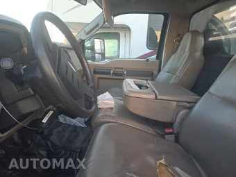 2008 Ford Super Duty F-550 Cab Chassis XL Regular Cab DRW - miniatura 7