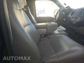 2008 Ford Super Duty F-550 Cab Chassis XL Regular Cab DRW - miniatura 8