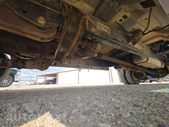 2008 Ford Super Duty F-550 Cab Chassis XLT Crew Cab DRW - miniatura 4