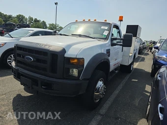 2008 Ford Super Duty F-550 Cab Chassis XLT Regular Cab DRW
