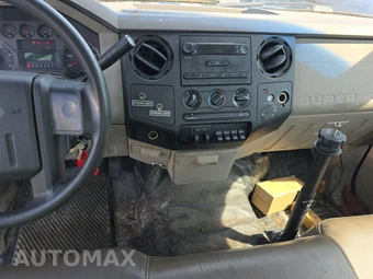 2008 Ford Super Duty F-550 Cab Chassis XLT Regular Cab DRW – miniatura 11