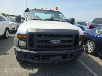 2008 Ford Super Duty F-550 Cab Chassis XLT Regular Cab DRW – miniatura 2