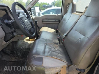 2008 Ford Super Duty F-550 Cab Chassis XLT Regular Cab DRW – miniatura 7