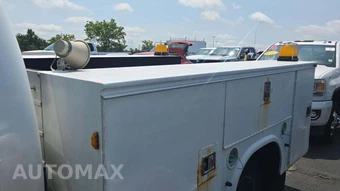 2008 GMC Sierra 3500HD Cab Chassis WT Regular Cab 1SA DRW - miniatura 25