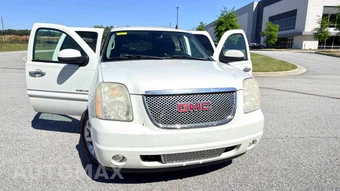 2008 GMC Yukon Denali 5SA - miniatura 10