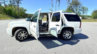 2008 GMC Yukon Denali 5SA - miniatura 11