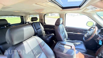 2008 GMC Yukon Denali 5SA - miniatura 18