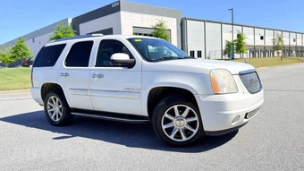 2008 GMC Yukon Denali 5SA - miniatura 2