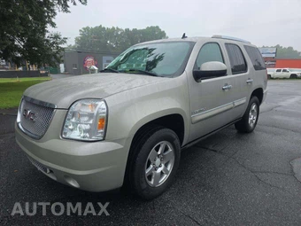 2008 GMC Yukon Denali 5SA