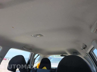 2008 Honda Fit - miniatura 8