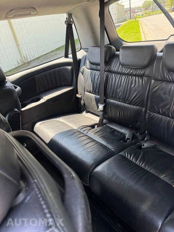 2008 Honda Odyssey Touring 118.1" WB - miniatura 12