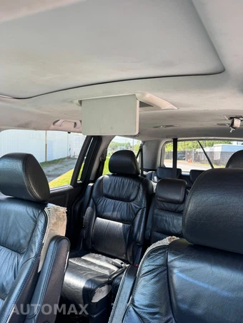 2008 Honda Odyssey Touring 118.1" WB - miniatura 9