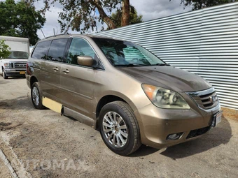 2008 Honda Odyssey Touring w/PAX Tires 118.1" WB - miniatura 2