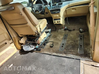 2008 Honda Odyssey Touring w/PAX Tires 118.1" WB - miniatura 27
