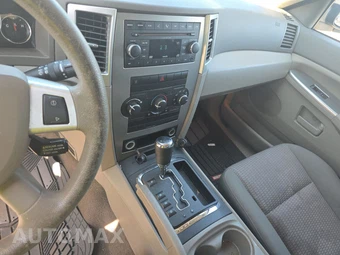 2008 Jeep Grand Cherokee Laredo – miniatura 11