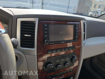 2008 Jeep Grand Cherokee Overland - miniatura 10