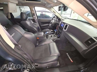 2008 Jeep Grand Cherokee SRT8 - miniatura 18