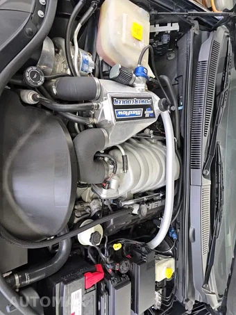 2008 Jeep Grand Cherokee SRT8 - miniatura 24