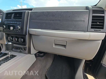 2008 Jeep Liberty Sport - miniatura 16