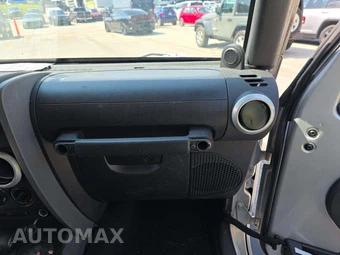 2008 Jeep Wrangler Sahara – miniatura 19