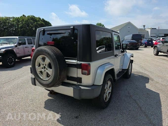 2008 Jeep Wrangler Sahara – miniatura 3
