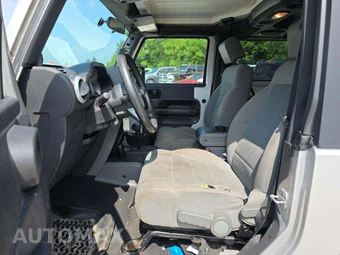 2008 Jeep Wrangler Sahara – miniatura 6