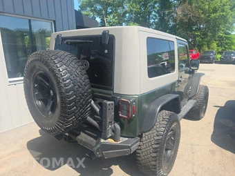 2008 Jeep Wrangler Sahara – miniatura 4