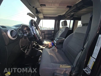 2008 Jeep Wrangler Unlimited Sahara - miniatura 7