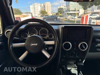 2008 Jeep Wrangler Unlimited Sahara - miniatura 19